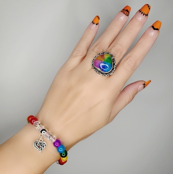 Rainbow LGBTQ Pride Colorful Crystal Beaded Stretch Bracelet Silver Heart Charm - Picture 5 of 5